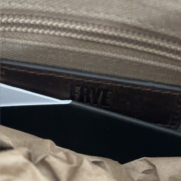 FRYE Melissa Zip Leather Crossbody Bag Leather Dark Brown Handbag AUTHENTIC NEW - Picture 14 of 14